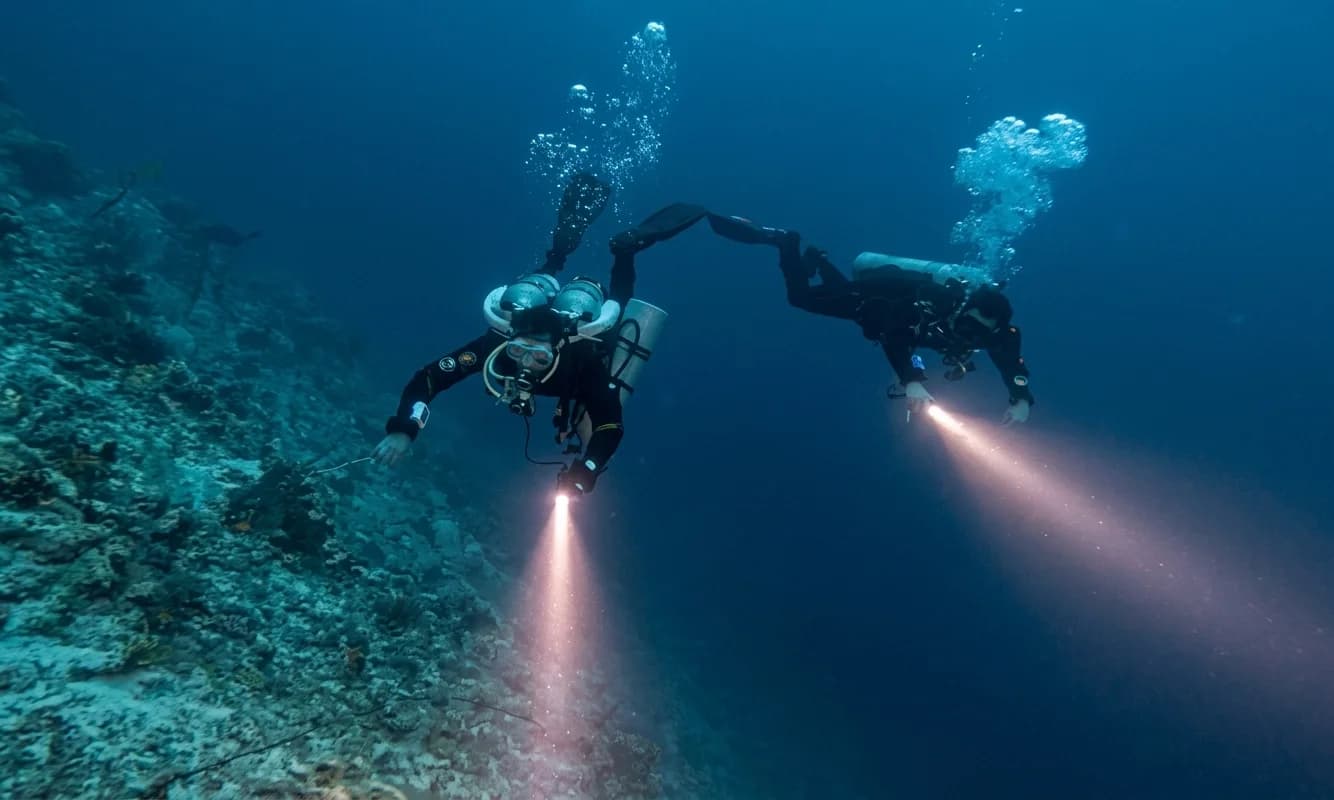 Artem and I diving in tech1 range depth